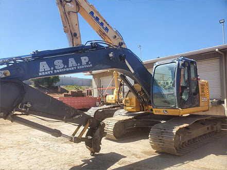 Deere 225D Excavator heavy machinery for sale near corona ca by westrax machinery